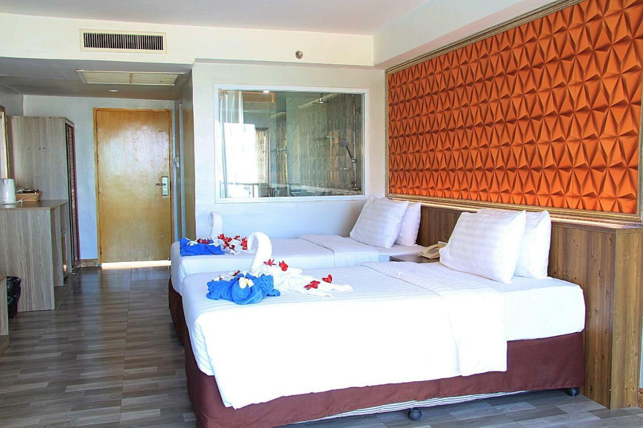 Dragon Beach Resort Jomtien Pattaya Buitenkant foto