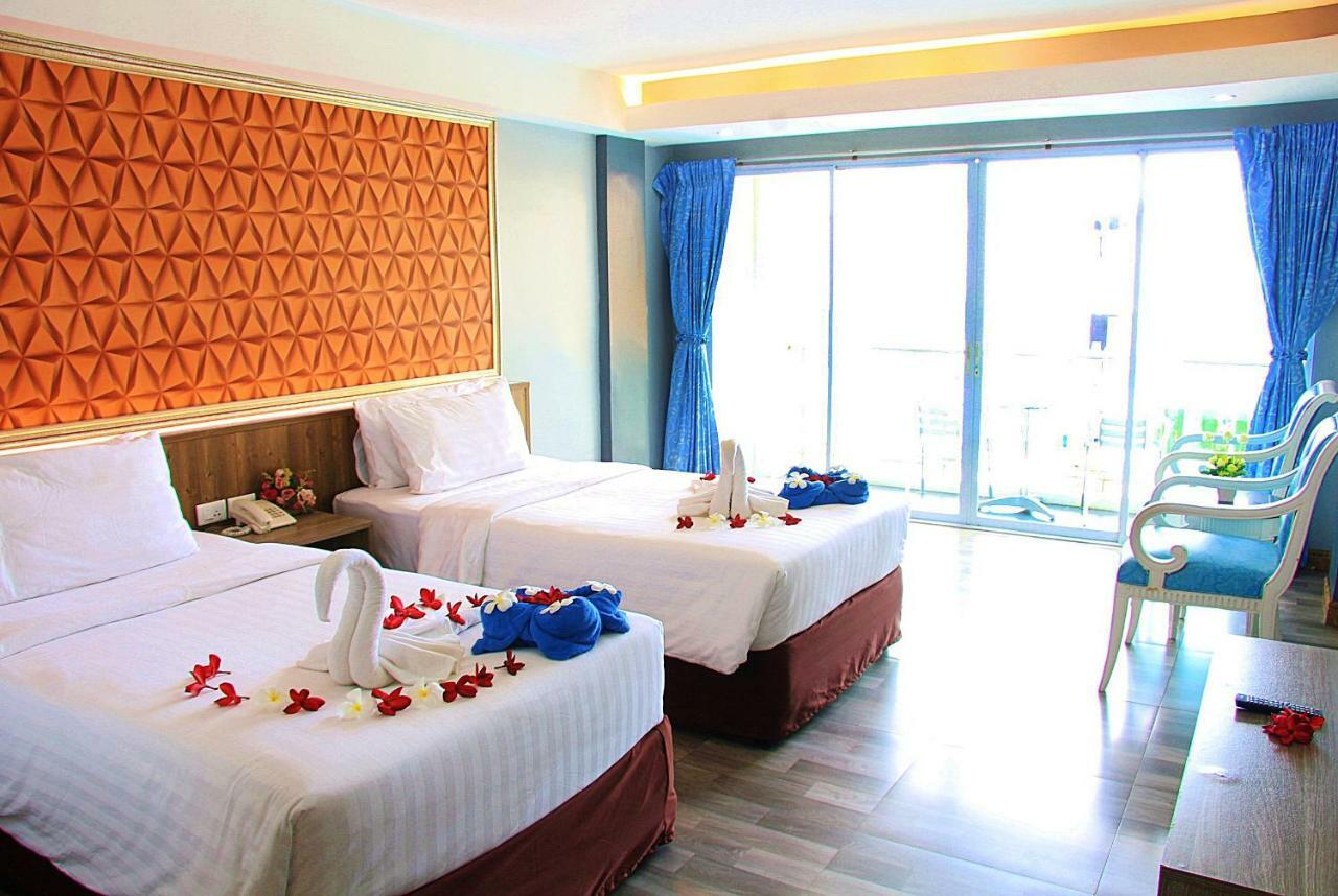 Dragon Beach Resort Jomtien Pattaya Buitenkant foto