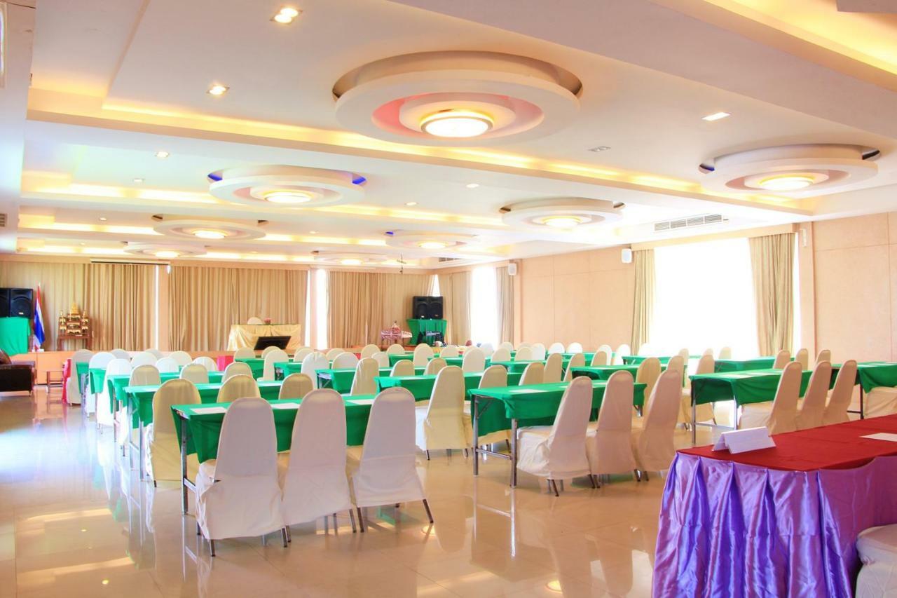 Dragon Beach Resort Jomtien Pattaya Buitenkant foto