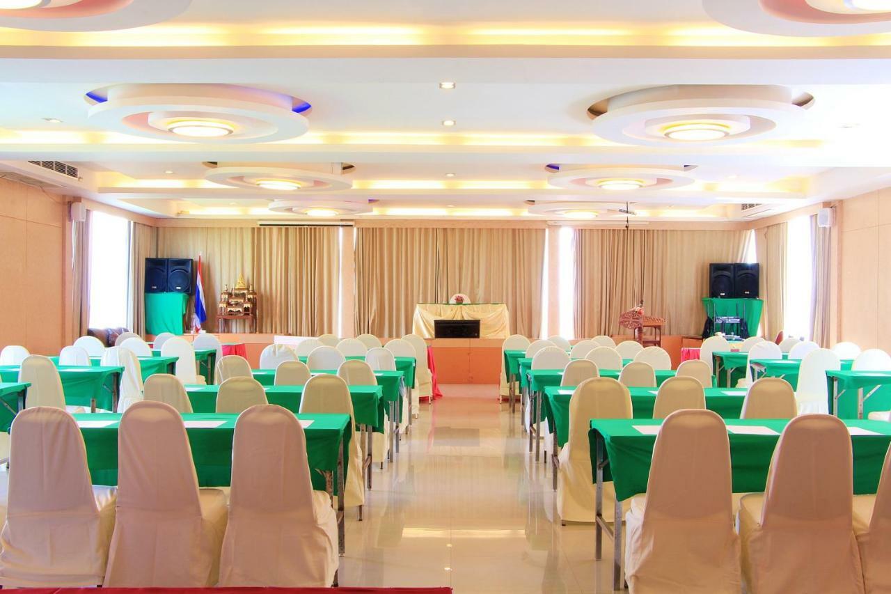 Dragon Beach Resort Jomtien Pattaya Buitenkant foto