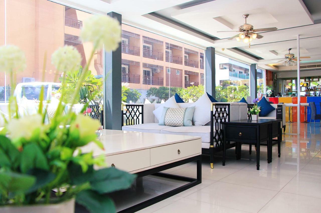 Dragon Beach Resort Jomtien Pattaya Buitenkant foto