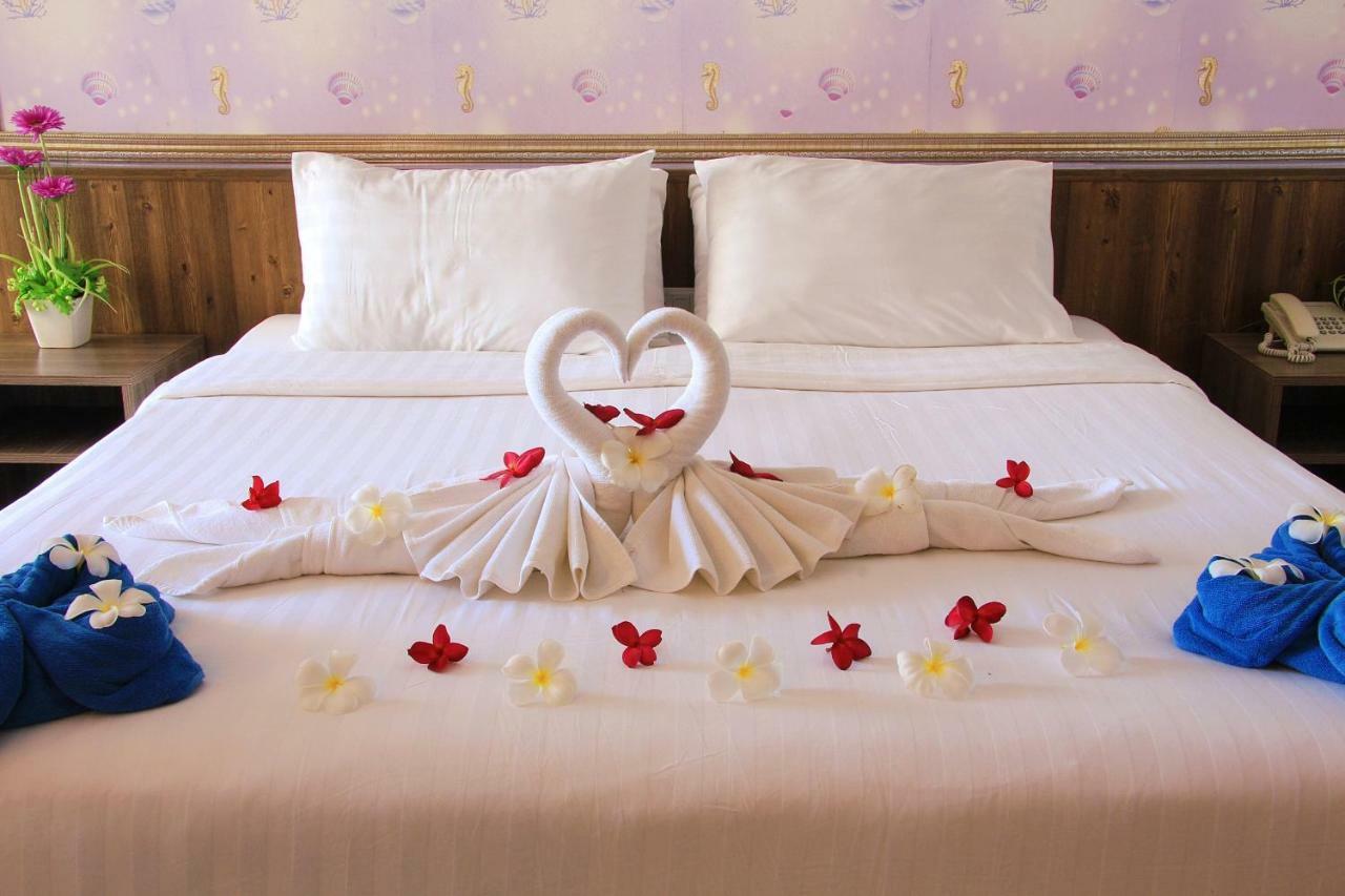 Dragon Beach Resort Jomtien Pattaya Buitenkant foto
