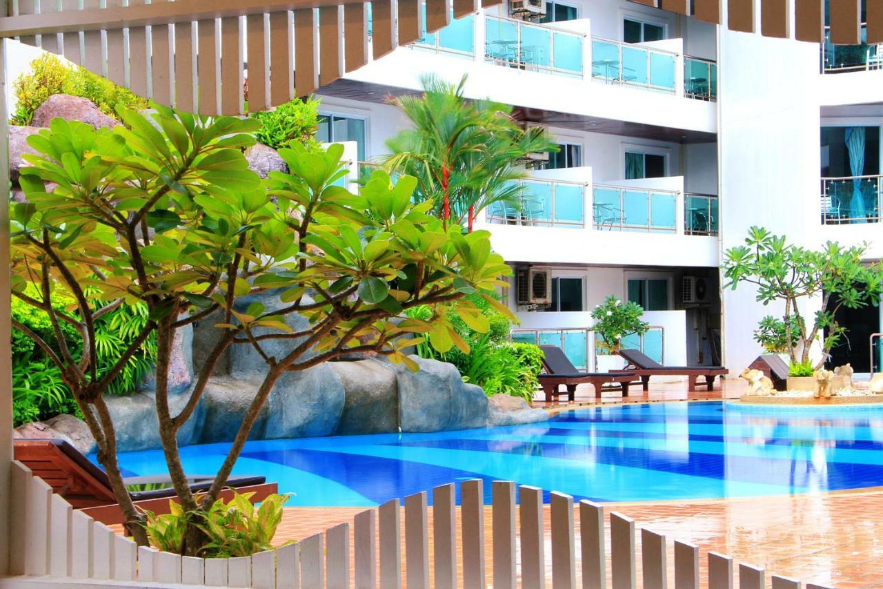 Dragon Beach Resort Jomtien Pattaya Buitenkant foto