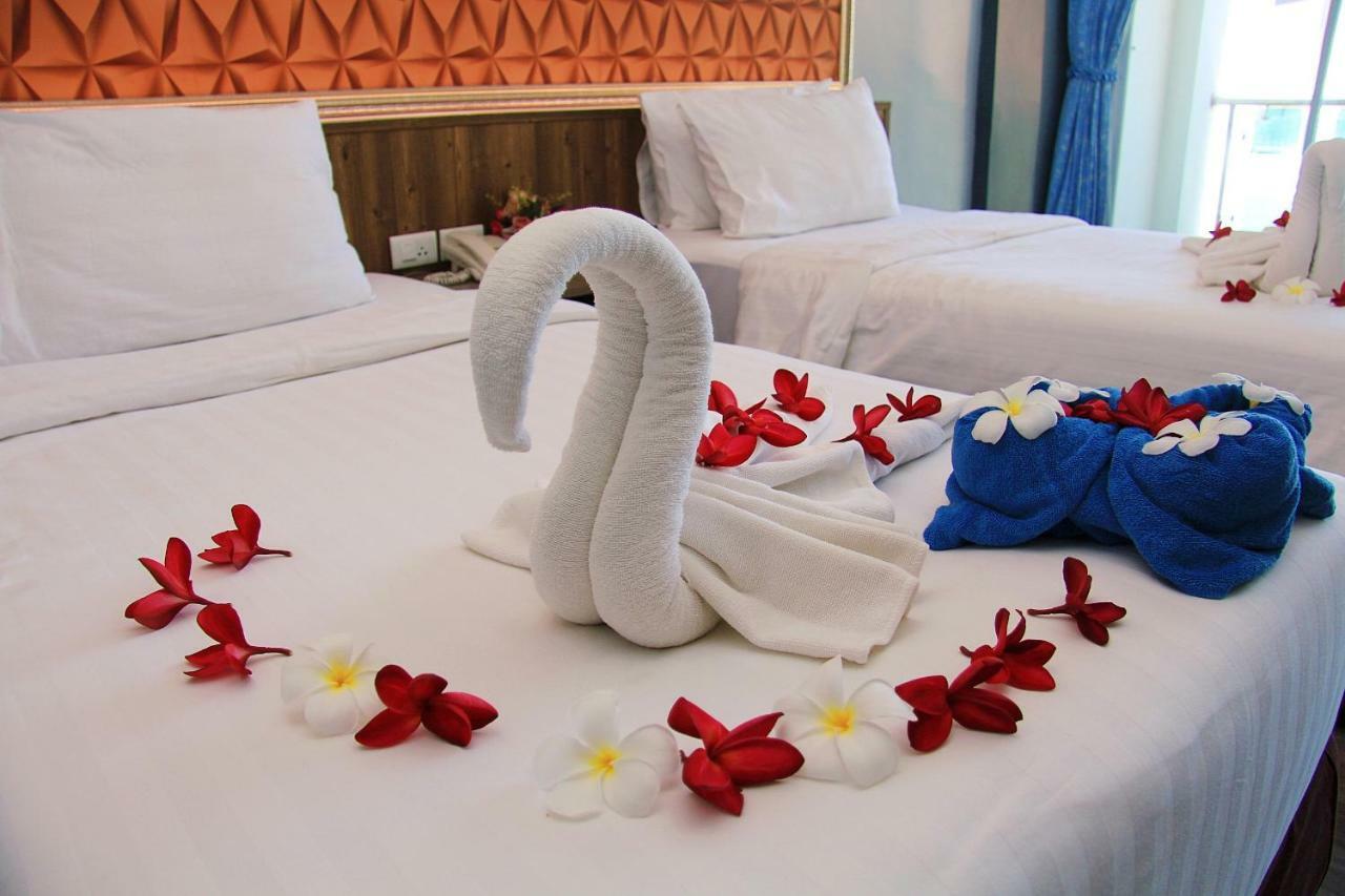 Dragon Beach Resort Jomtien Pattaya Buitenkant foto