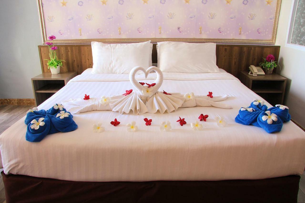 Dragon Beach Resort Jomtien Pattaya Buitenkant foto
