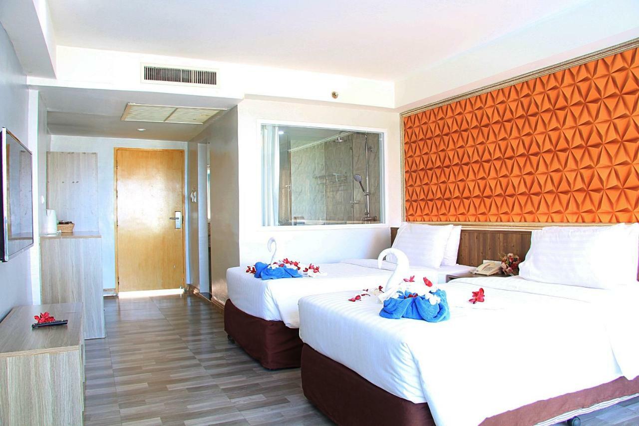 Dragon Beach Resort Jomtien Pattaya Buitenkant foto